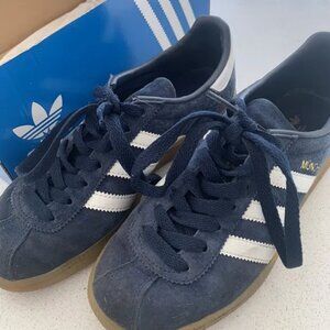Adidas Munchen Trainers Blue Size US 6.5